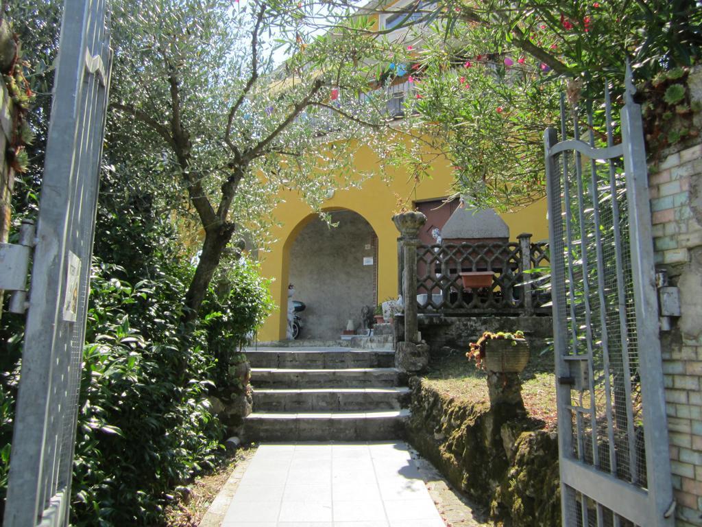 לה ספציה B&B Mare E Monti מראה חיצוני תמונה
