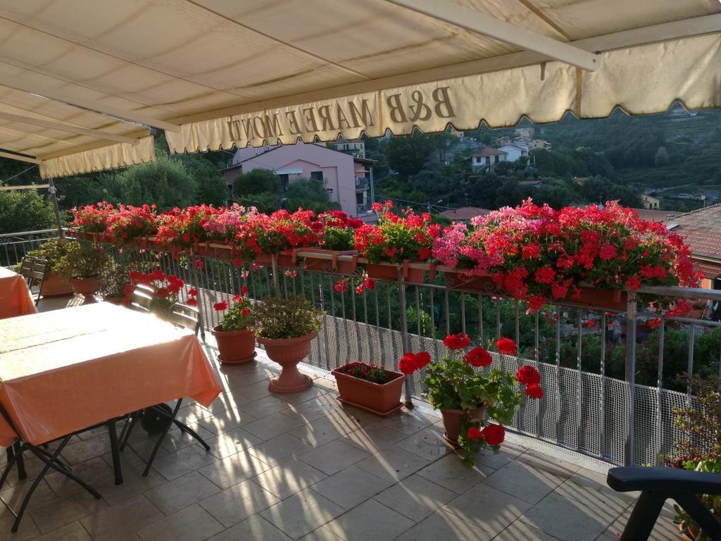לה ספציה B&B Mare E Monti מראה חיצוני תמונה